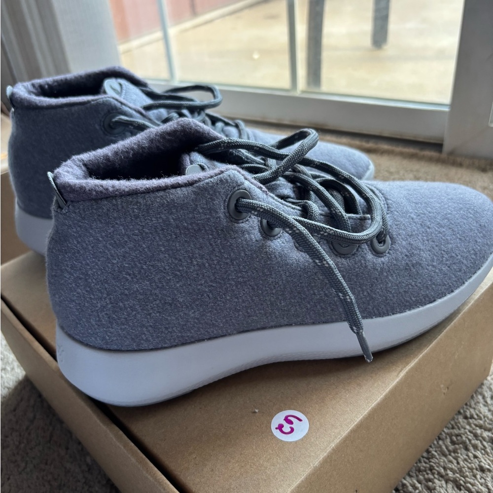 Allbirds Women's Sneakers never worn - Picture 4 of 9